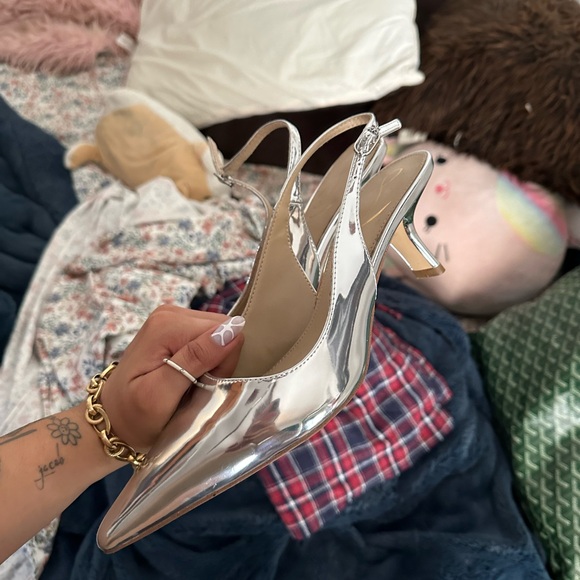 ❌❌ SOLD ❌❌Bianka kitten heels - Picture 5 of 5